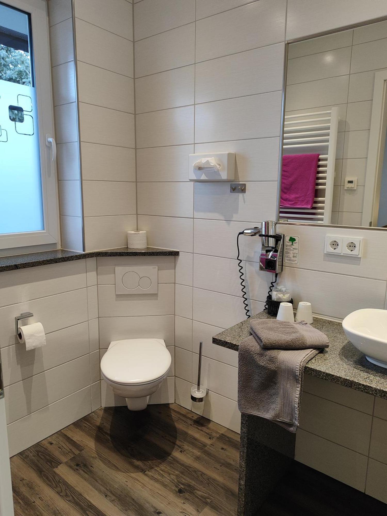 Hotel Gaestehaus Stock Zimmer Sahnehaeuble Friedrichshafen Luaran gambar